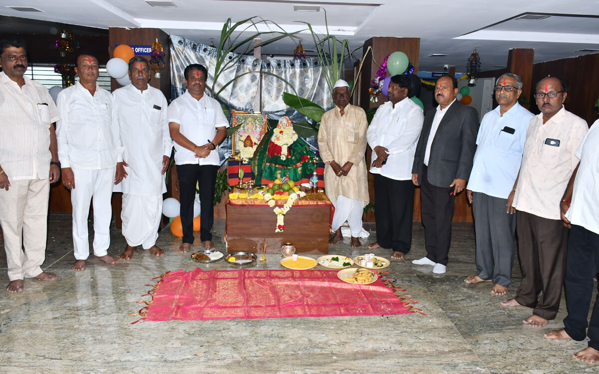 The Vijaypur District Central Co-operative Bank Ltd, Vijaypur - Photo ...